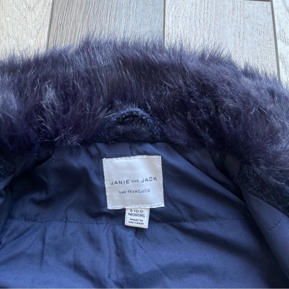 Janie and Jack Chic Faux Fur Collar Boucle Coat - Picture 4 of 10